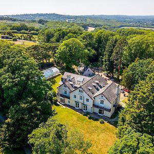 Guestling Hall Hotel